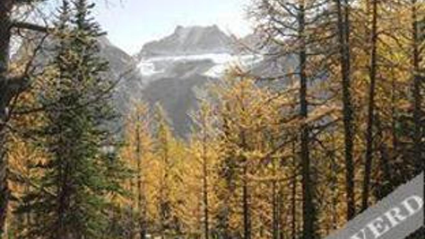 Moraine Lake Lodge