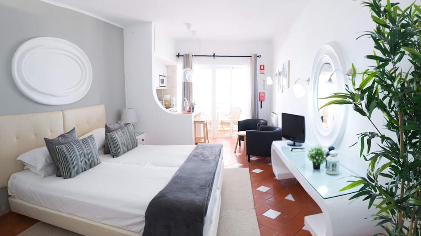 Baluarte da Vila Apartments