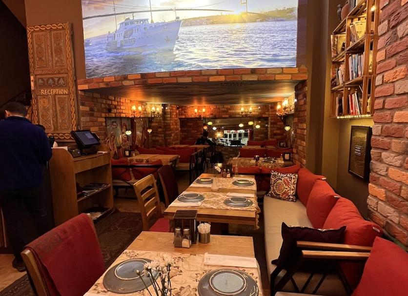 Restaurant Photo