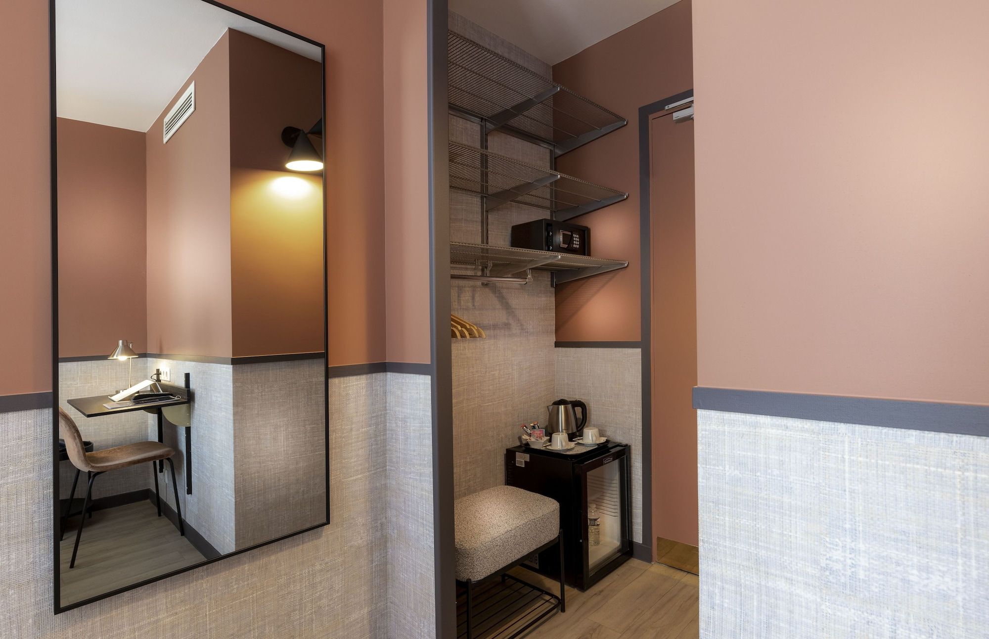 Room amenity