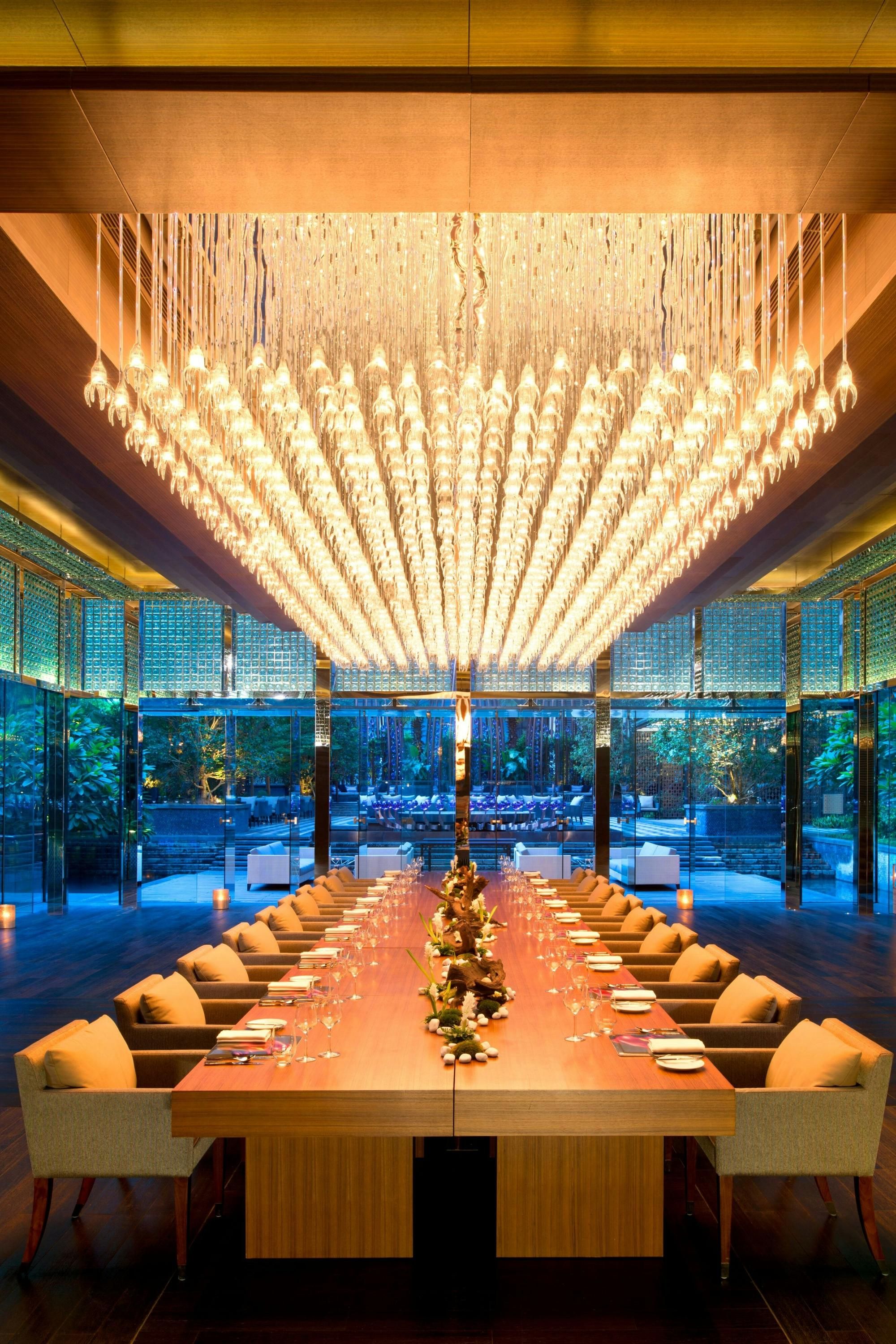 Banquet hall