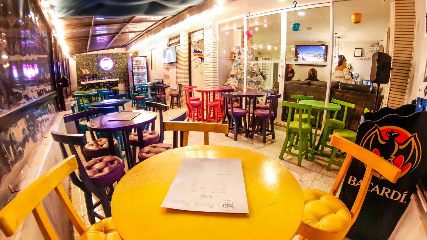 Urbana Hostel