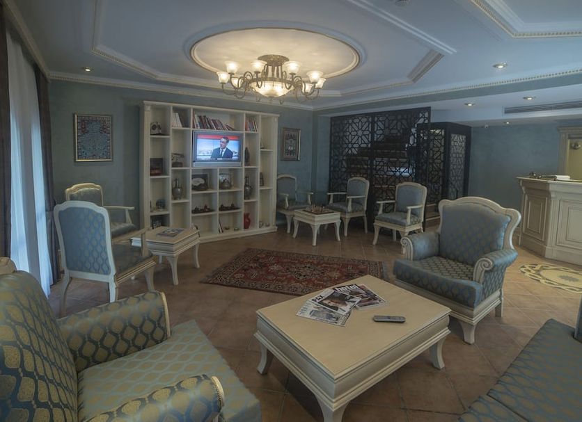 Lounge Photo