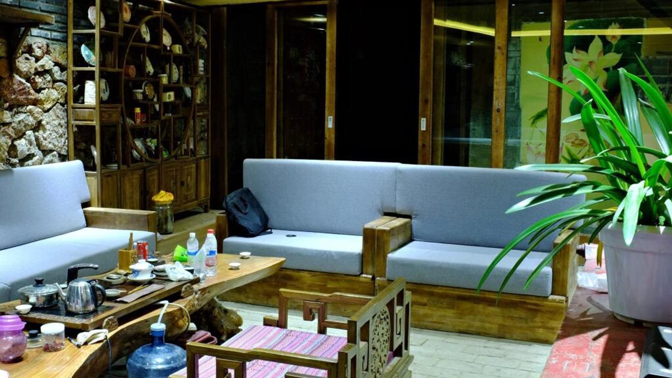 Lijiang Baisha Holiday Resort