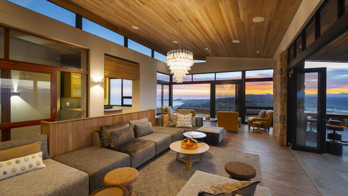 Alkira Lodge