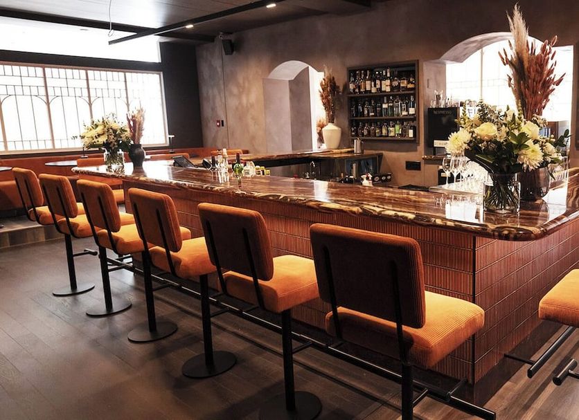 Bar Photo