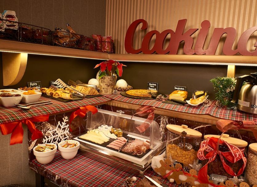 Buffet Photo
