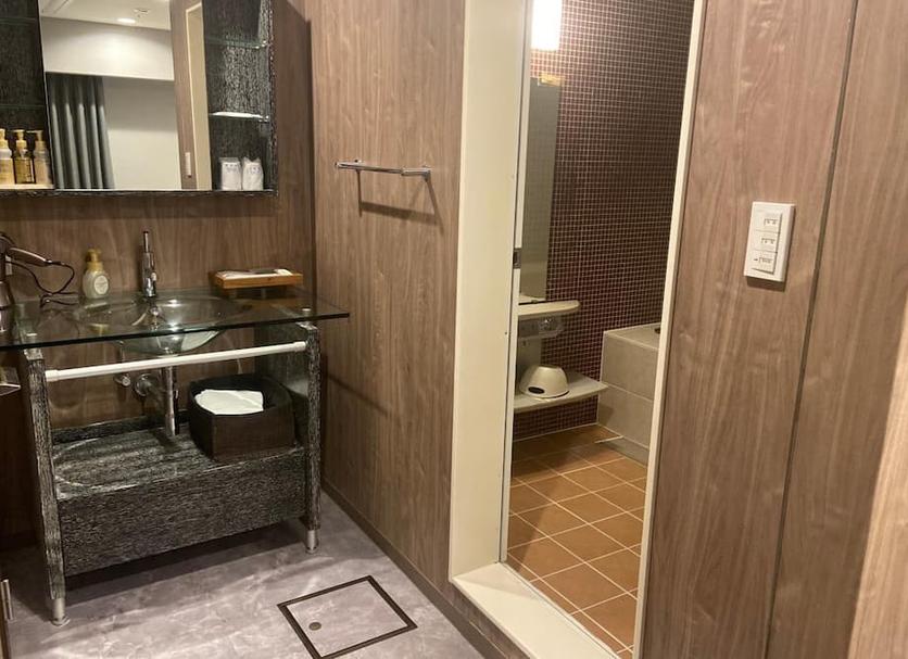 Bathroom Photo