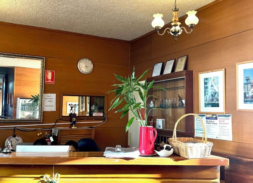 Front desk Photo