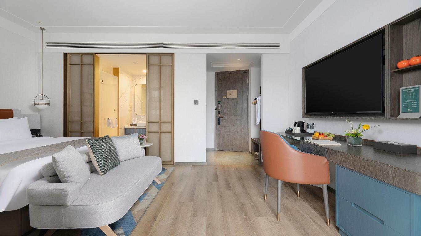 Best Century Hotel