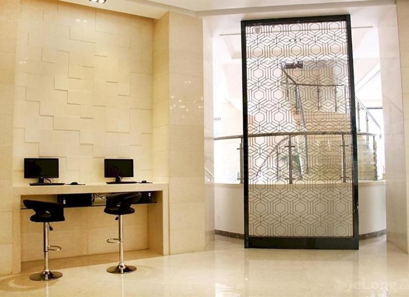 Business centre Photo
