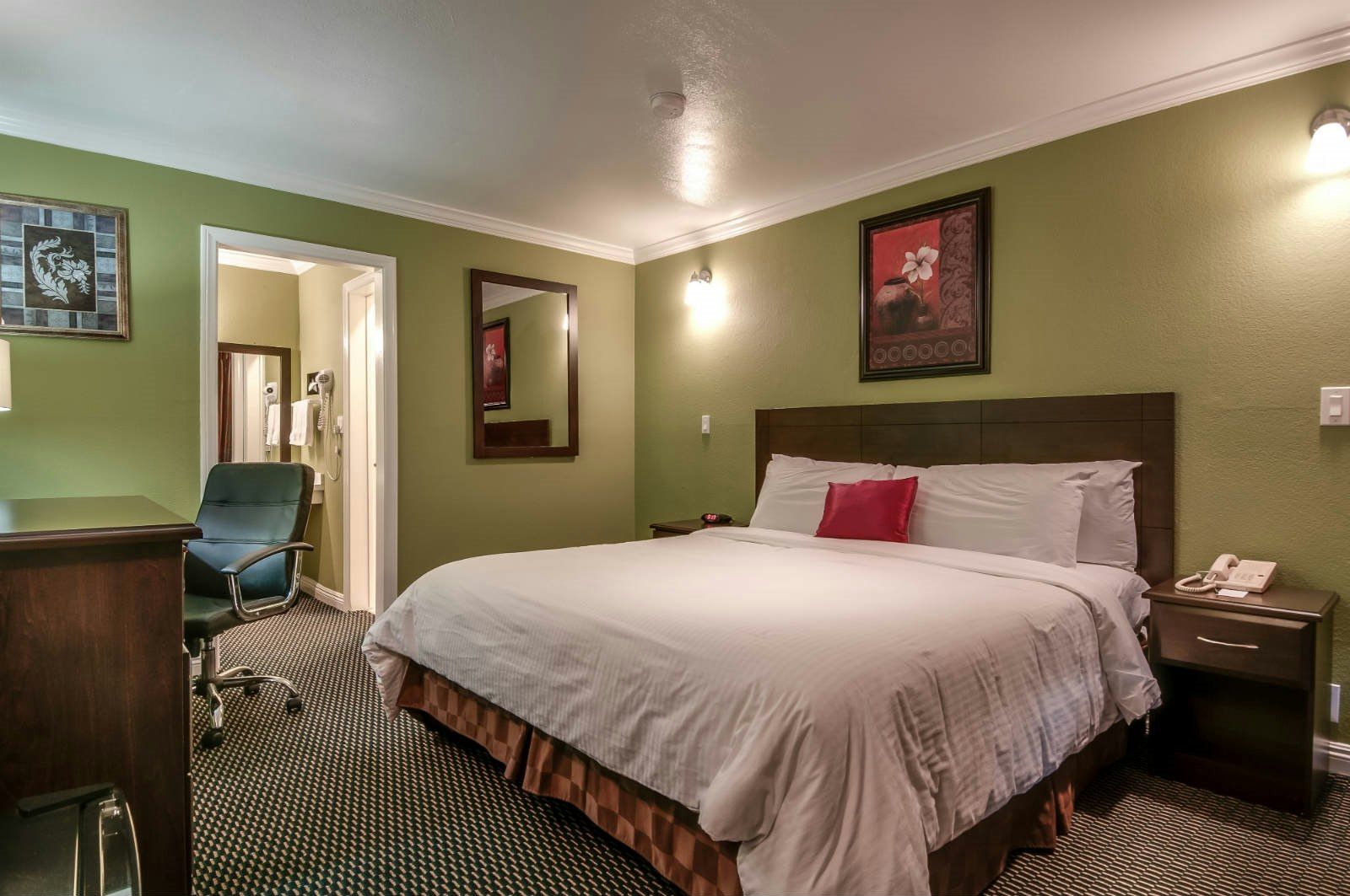 Bedroom