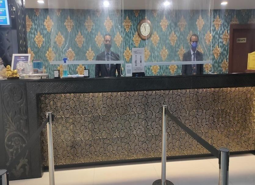 Front desk Photo