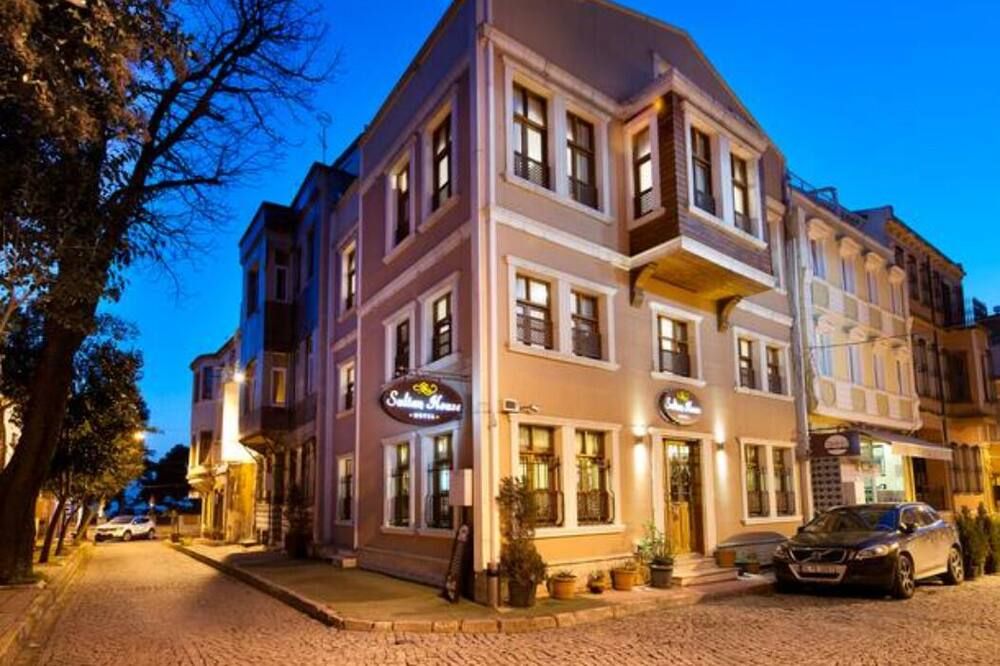 Building Photo