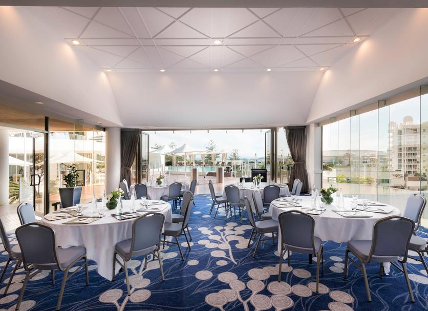 Banquet hall Photo