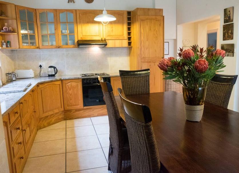 Kitchen Photo