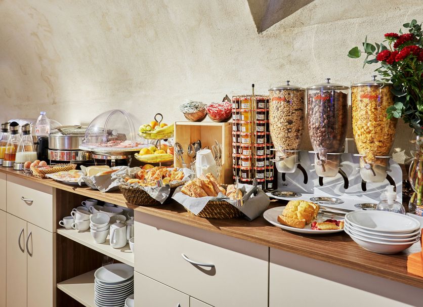 Buffet Photo