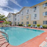 Super 8 by Wyndham Clearwater/St. Petersburg Airport