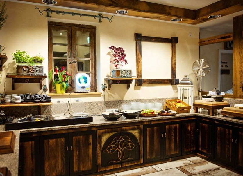 Buffet Photo