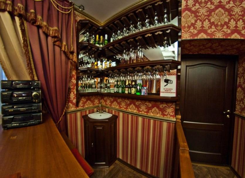 Bar Photo