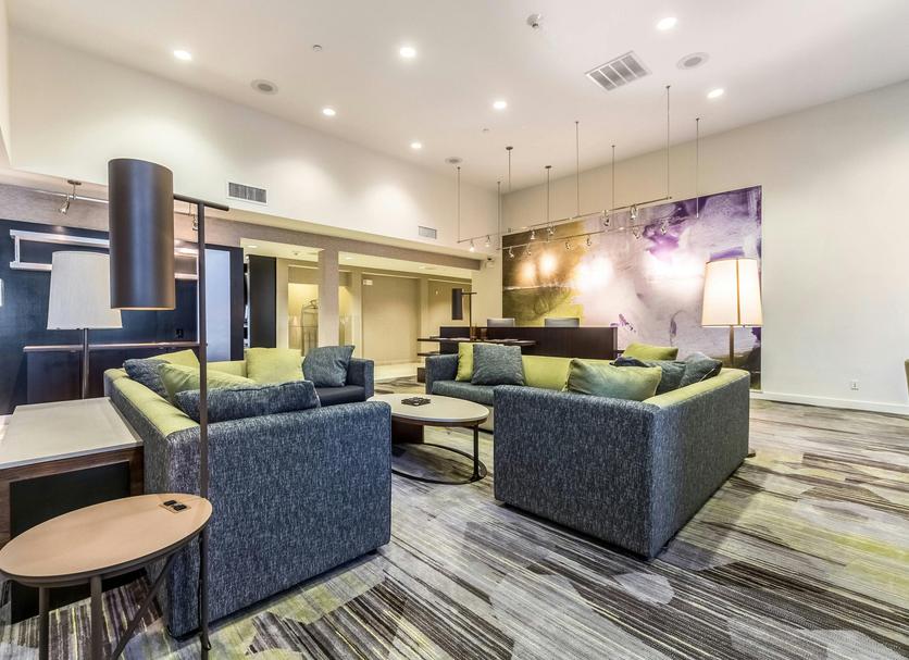 Lounge Photo