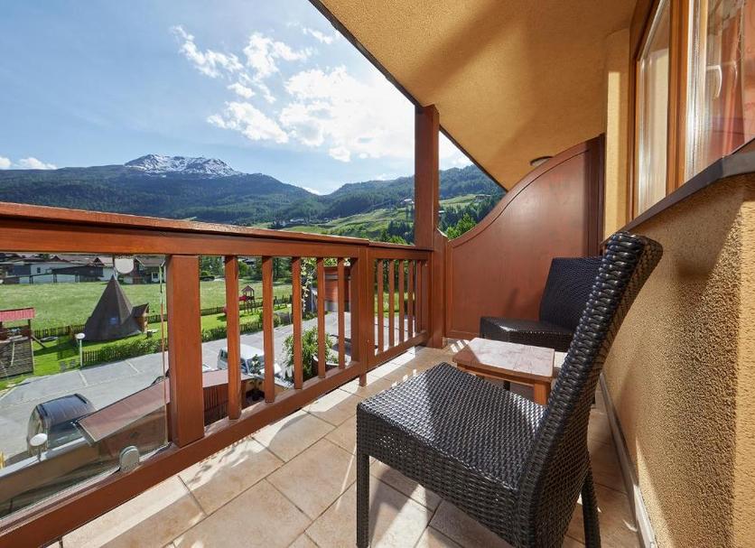 Balcony Photo