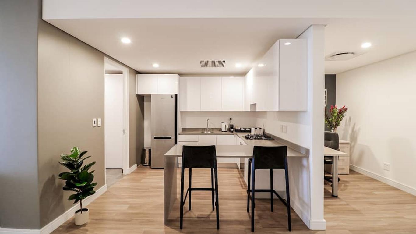 Reserved Suites Illovo