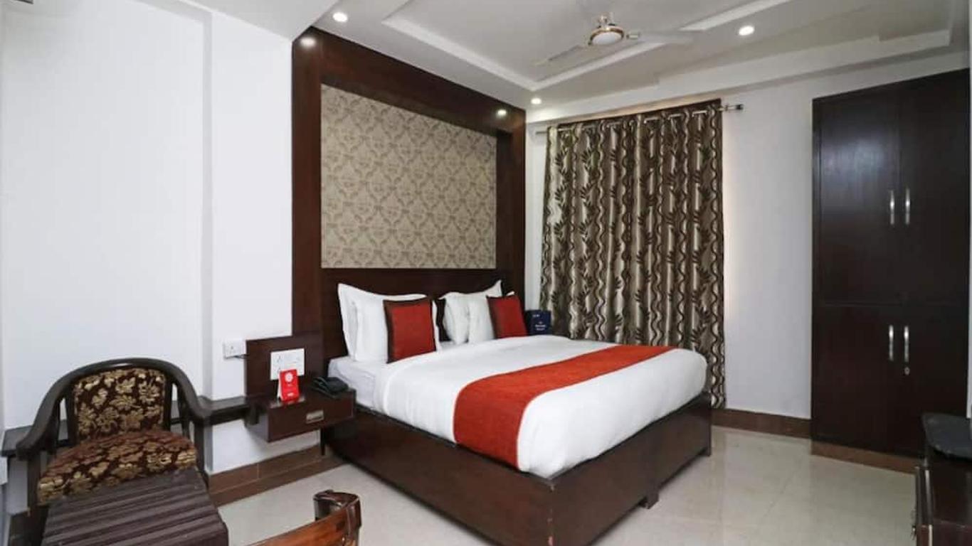 The Hotel Samovar