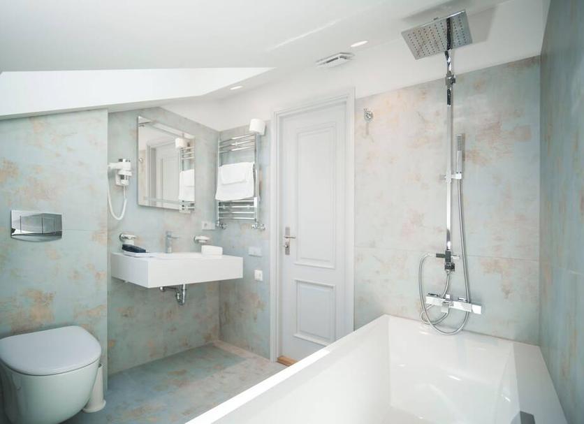 Bathroom Photo