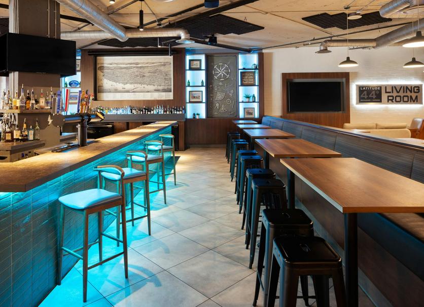 Bar Photo