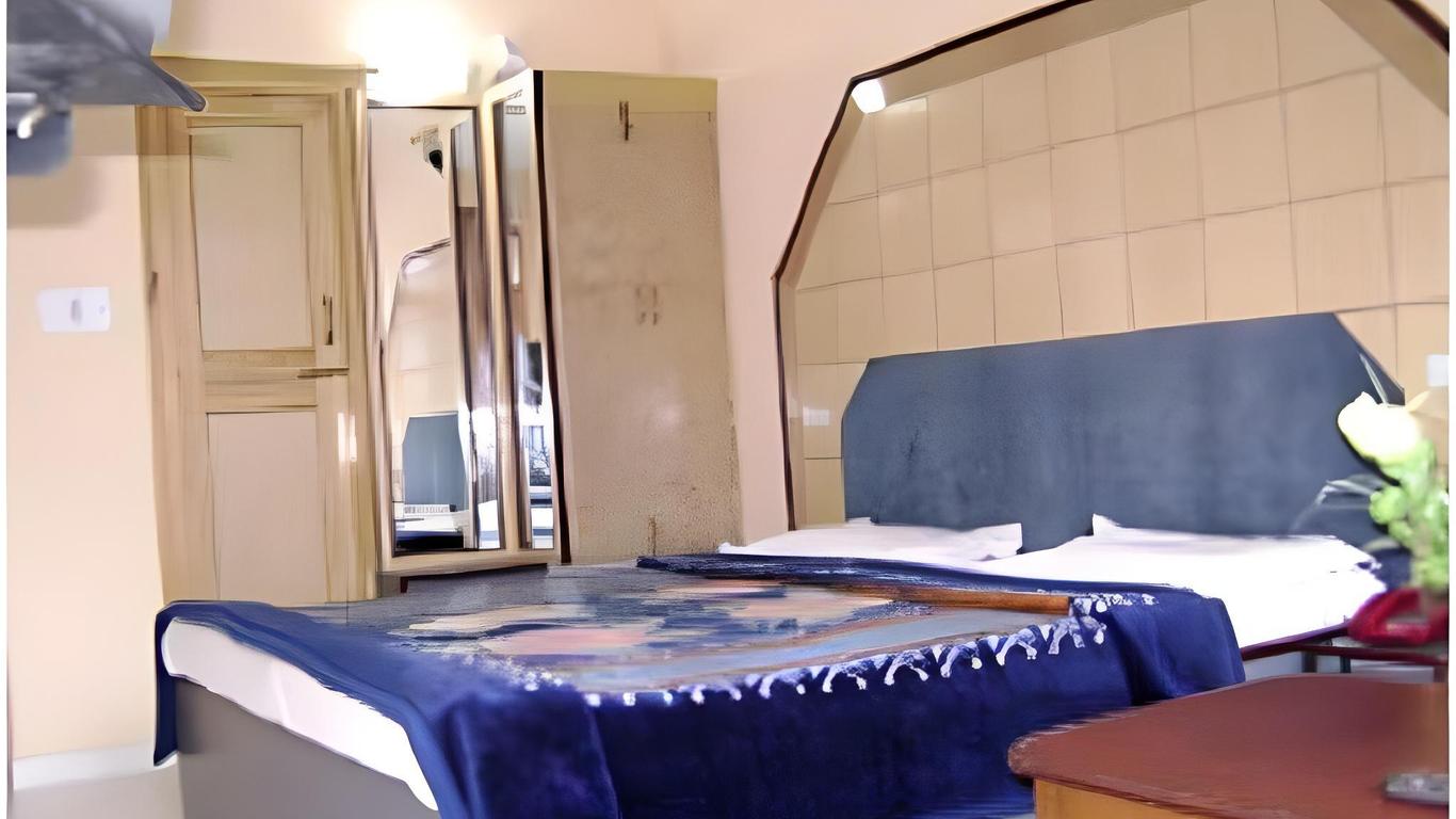 Hotel Gilbert