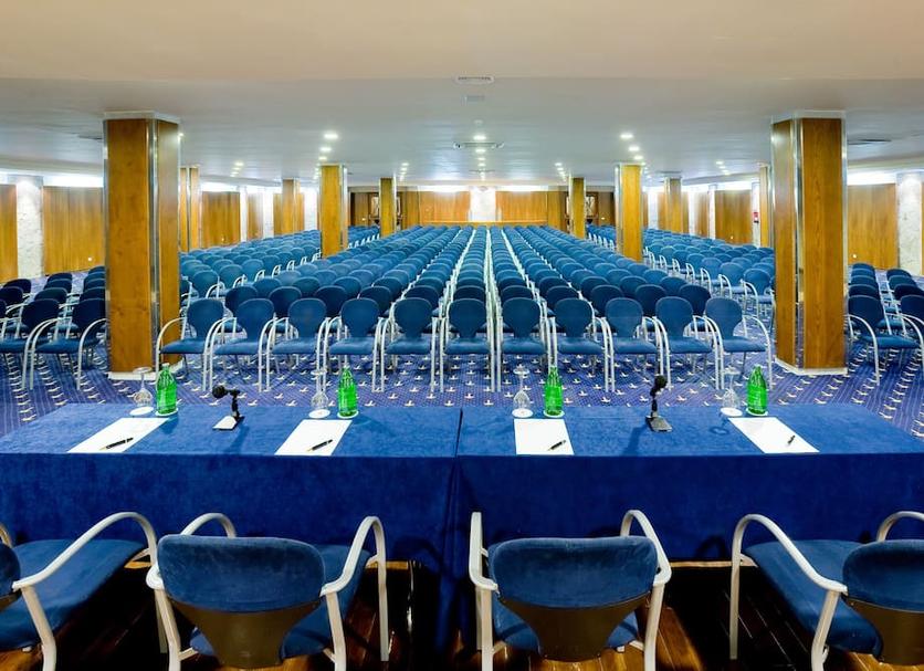 Conference room Photo