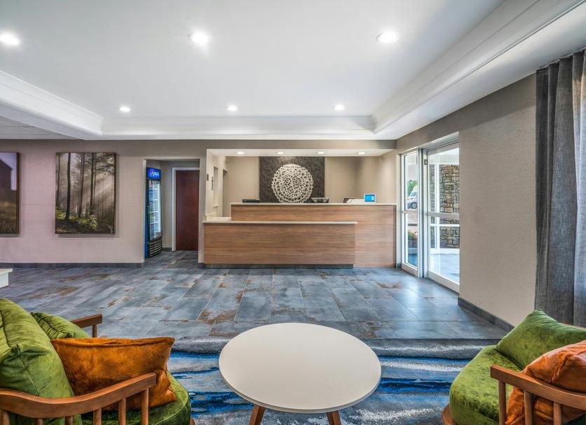 Front desk Photo