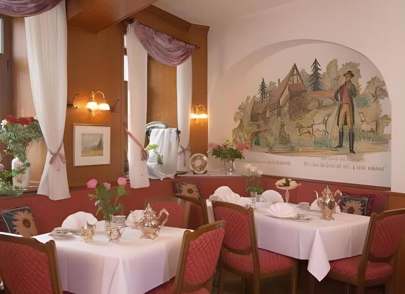 Restaurant Photo