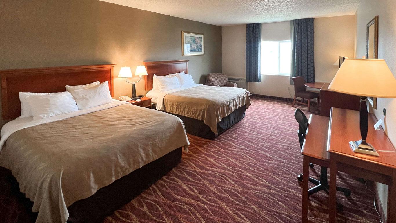 Quality Inn and Suites Grants - I-40