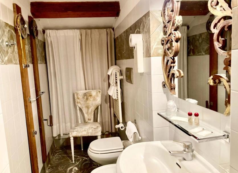 Bathroom Photo