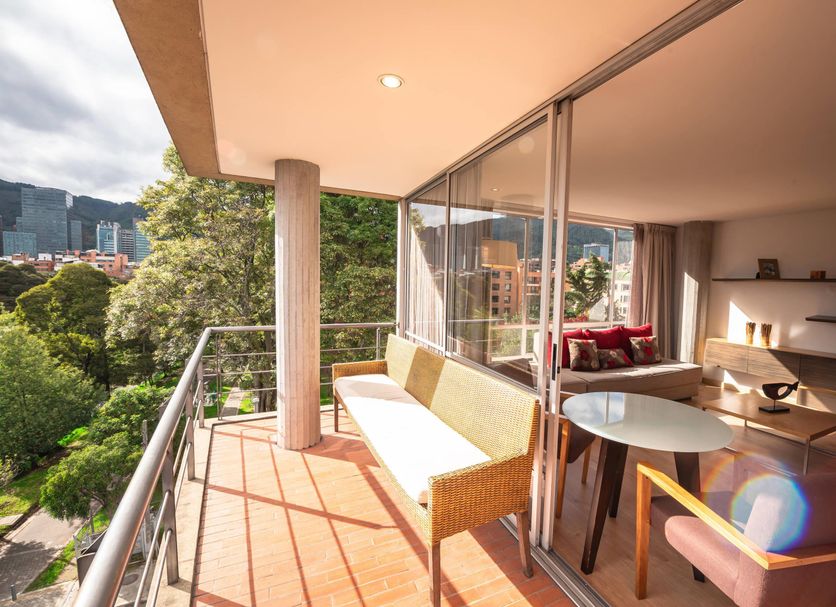 Balcony Photo