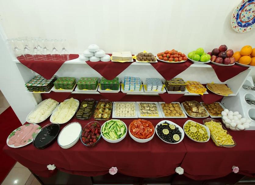 Buffet Photo