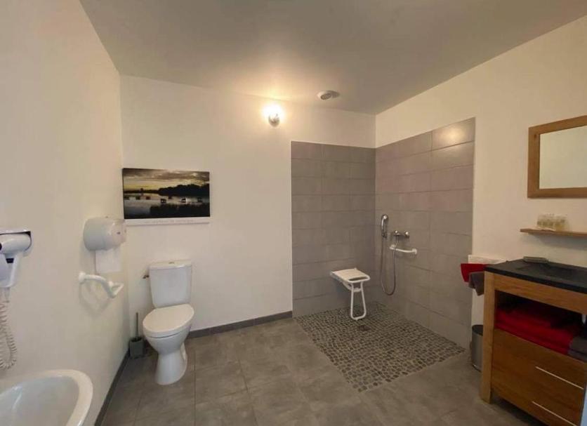 Bathroom Photo