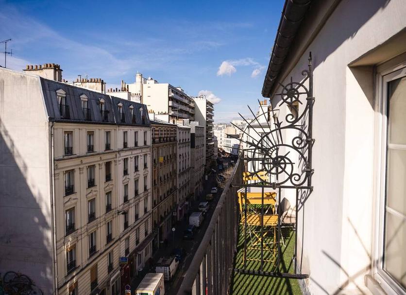 Balcony Photo