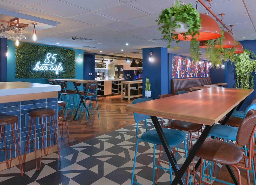 Restaurant Photo