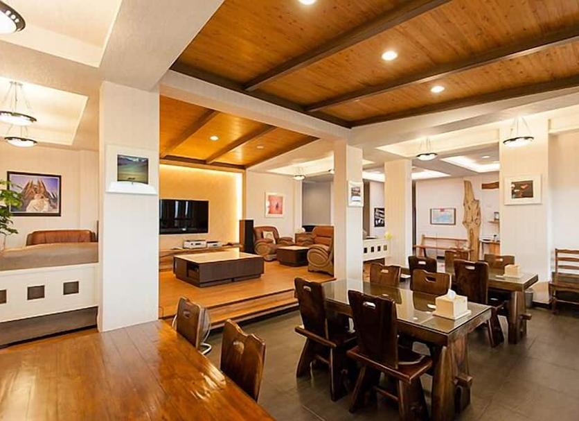 Dining room Photo