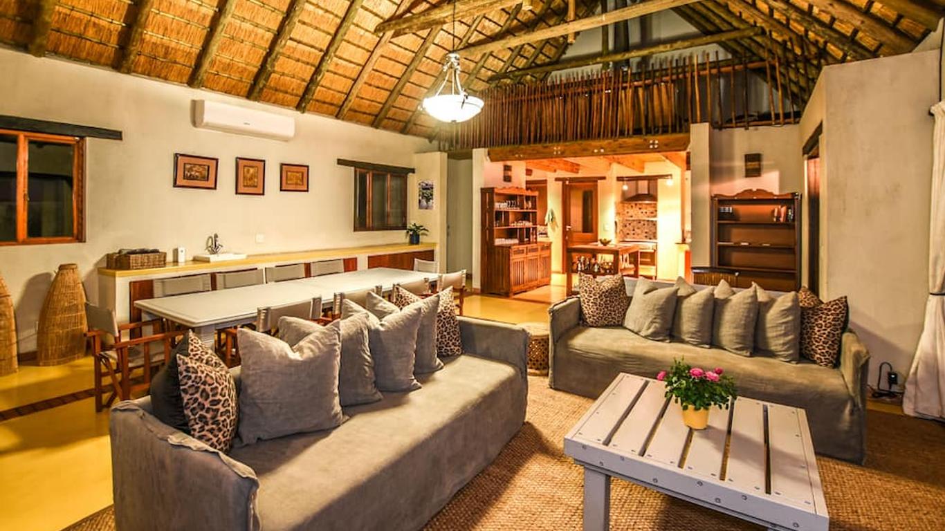 Leopard's Lair Bush Lodge