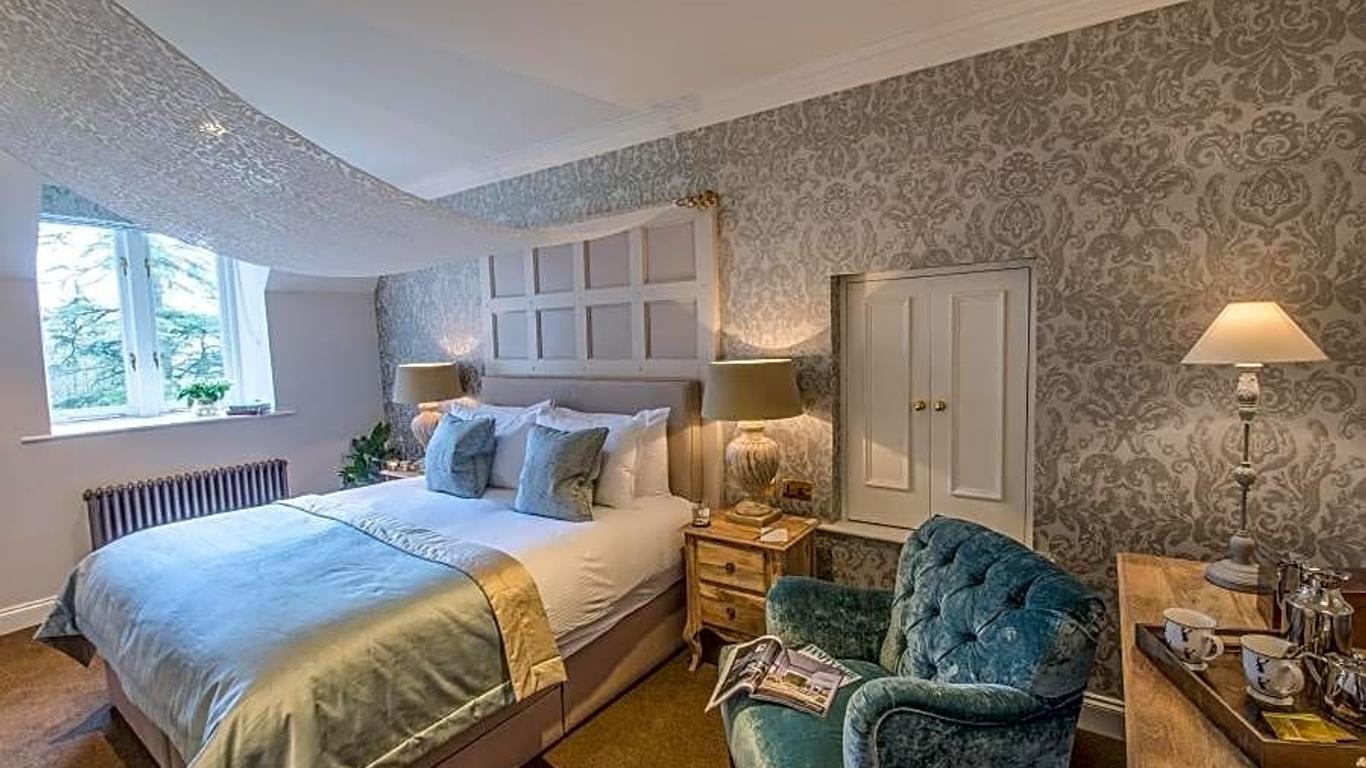 Forest Side Hotel