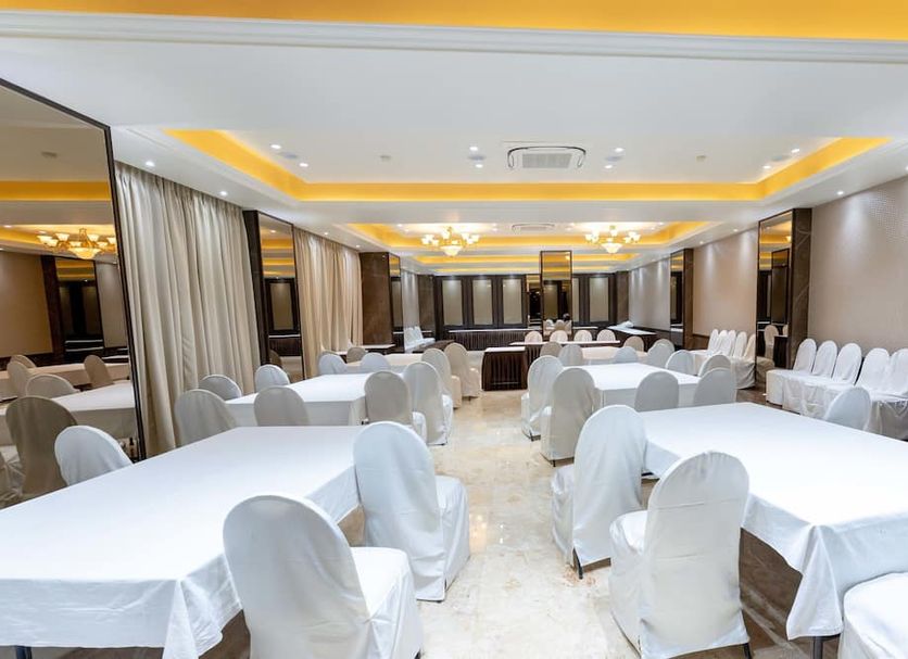 Banquet hall Photo