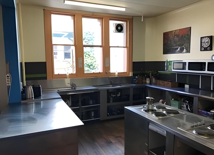 Kitchen Photo