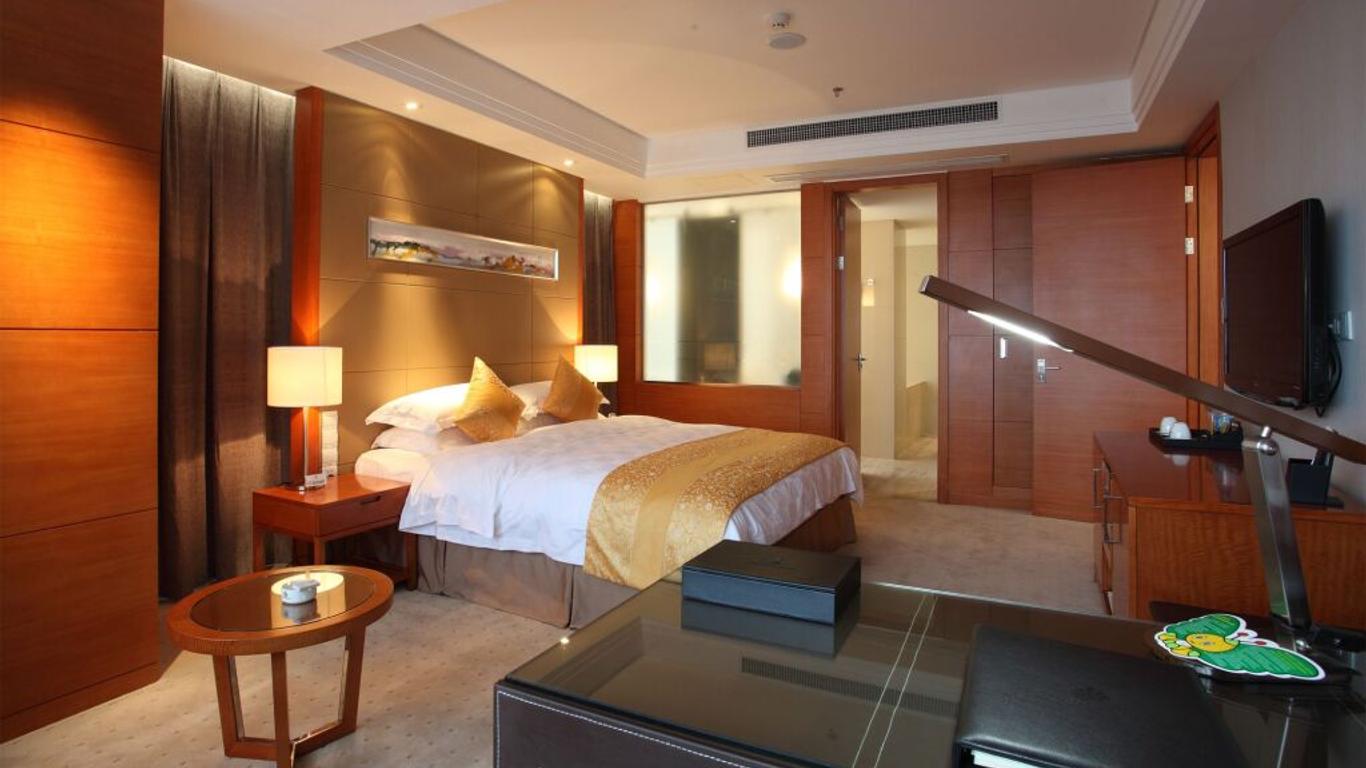 Noble Crown Hotel Wuxi