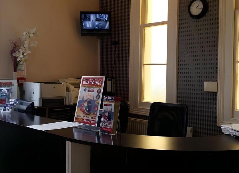 Front desk Photo