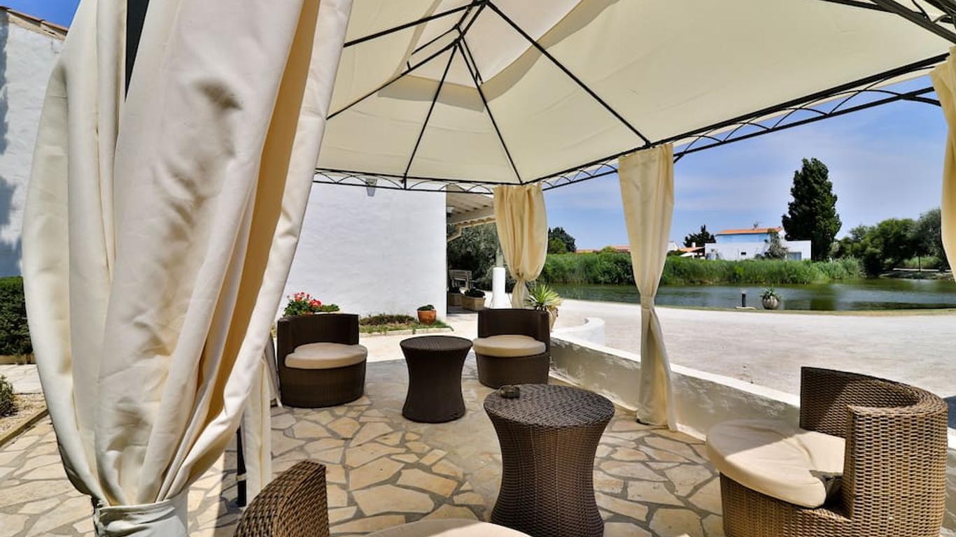 Hotel Les Rizieres