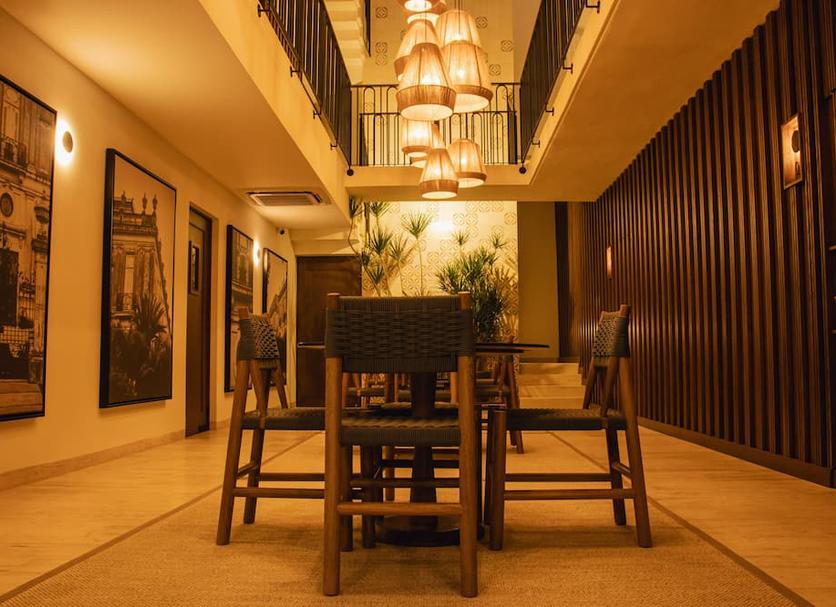 Dining room Photo